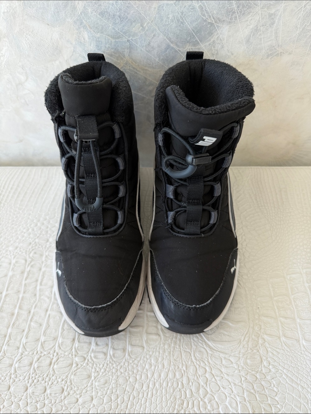 Puma Kids Black and Gray Insulated High-Top Boots Size 5,5 - Picture 6 of 16